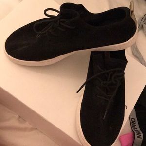 Steve Madden Sneakers SIZE 8/ Black/ Used